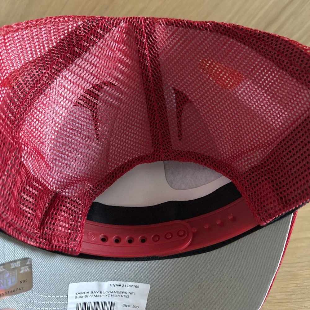 Tampa Bay Buccaneers '47‎ Brand Hitch Adjustable Red Mesh Hat Cap NFL Football